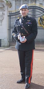 WO1 Mark 'Cuz' Curry MBE at Buckingham Palace